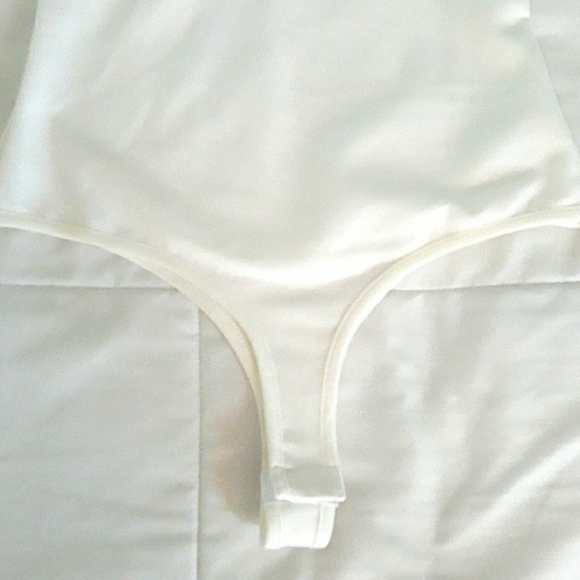 Bebe Bodysuit - Picture 11 of 13